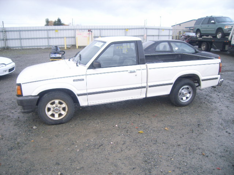 1986 Mazda B2000 Stan Vehicle Cert Of Ownership-Titl Título se vende ...