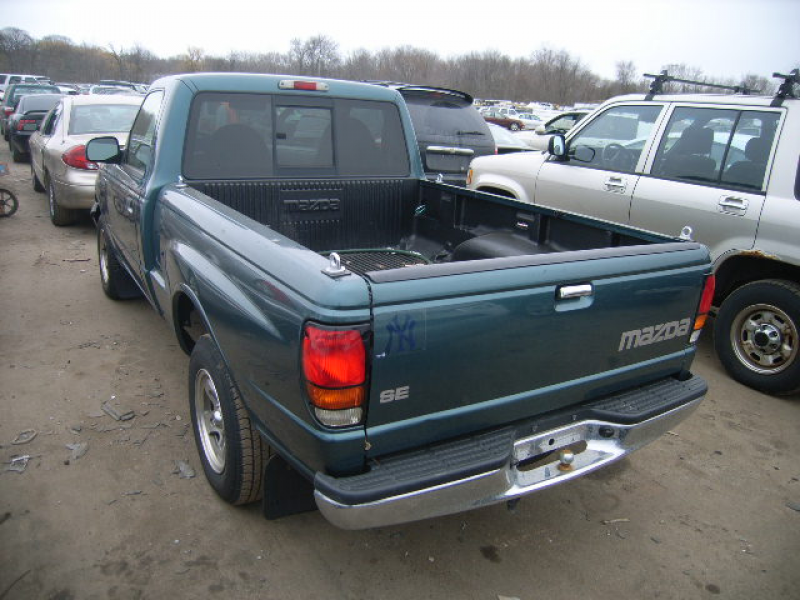 2000 Mazda B2500 for Sale in HARTFORD, CT at Copart Auto Auction