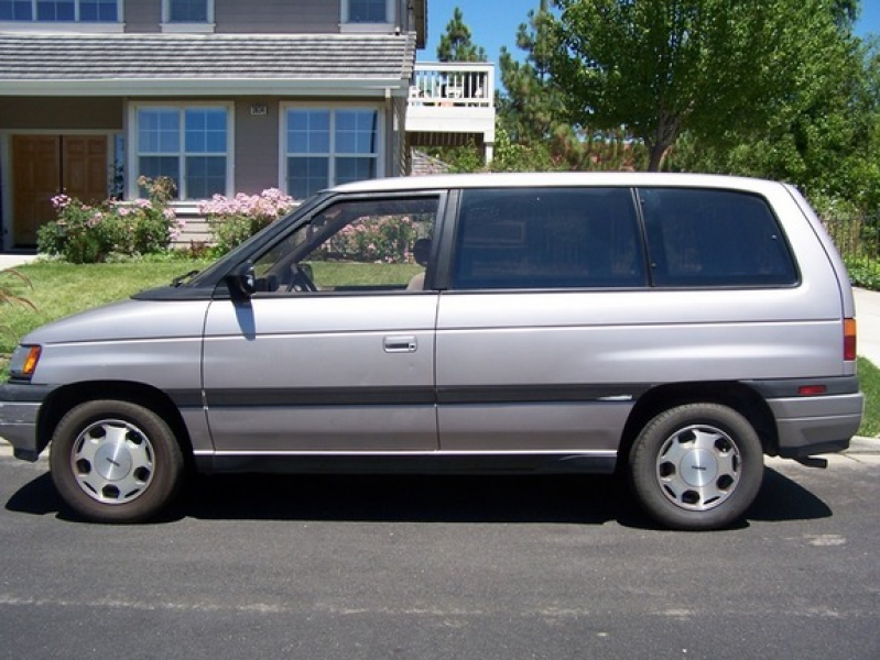 Мазда мпв 1997. Mazda MPV 1990. Мазда MPV 1990-1998. Мазда МПВ 1998 года.