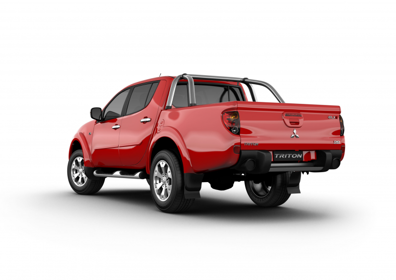 Mitsubishi-Triton-GLXR-red-rear