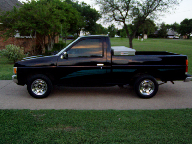 Picture of 1995 Nissan Pickup 2 Dr XE Standard Cab SB, exterior