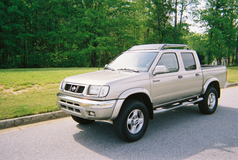 Home / Research / Nissan / Frontier / 2000