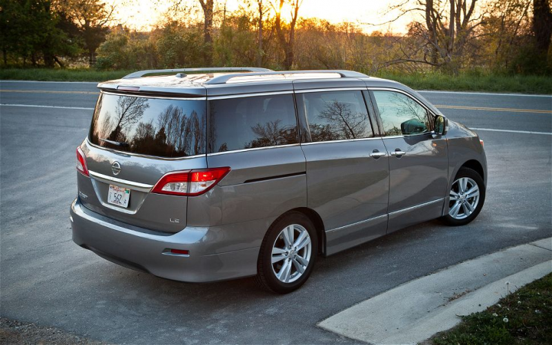 2012 Nissan Quest 3 5 LE Rear Right Side View