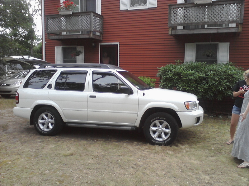 Picture of 2003 Nissan Pathfinder SE 4WD, exterior
