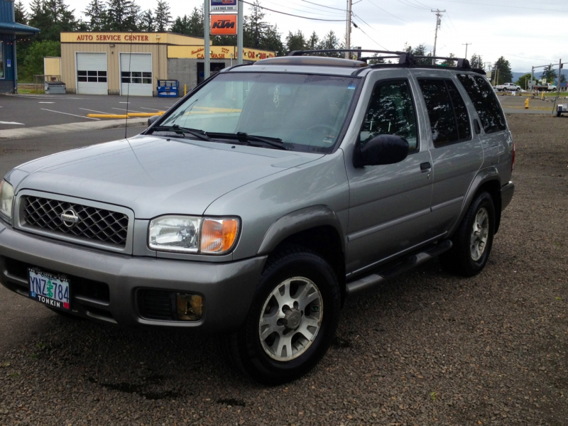 Picture of 2001 Nissan Pathfinder SE 4WD, exterior