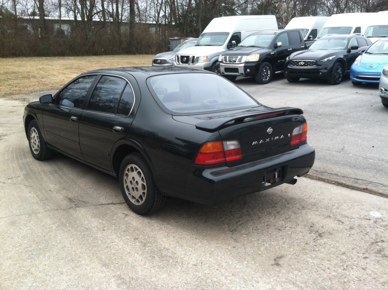 1996-nissan-maxima-restoration-004-1.jpg