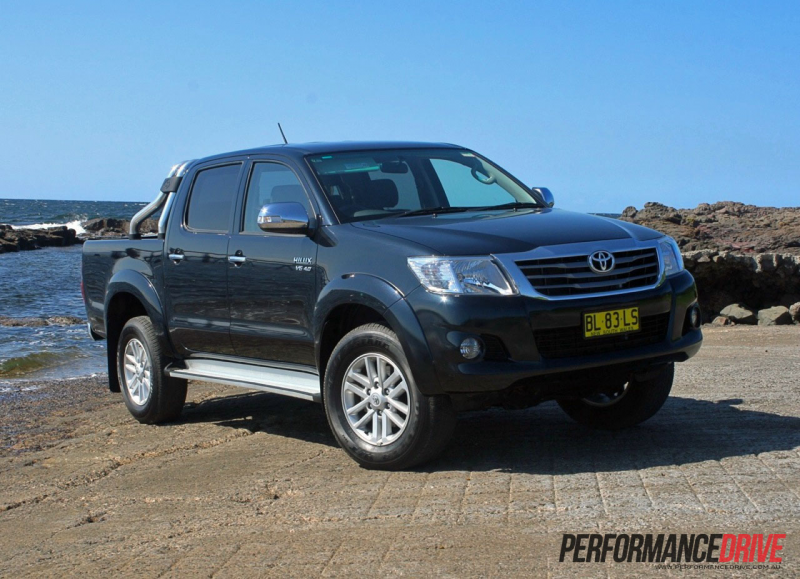2012 TOYOTA HILUX SR5 – SPECIFICATIONS