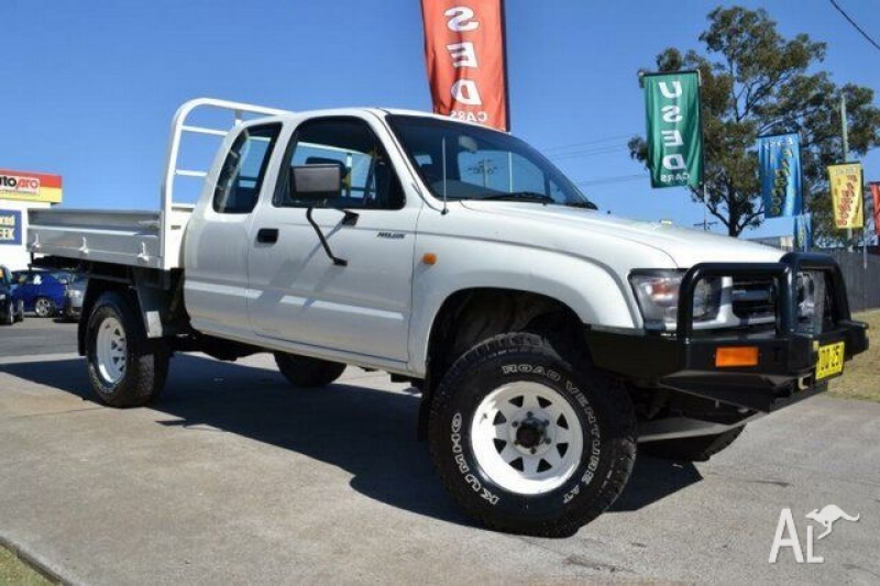 2001 Toyota Hilux LN172R (4X4) White 5 Speed Manual 4x4 Extracab in ...