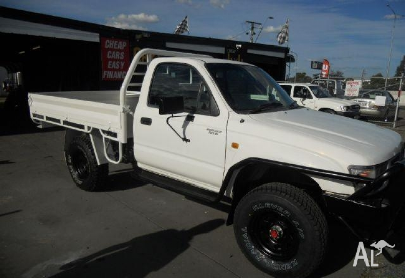 TOYOTA HILUX (4x4) LN167R 2001 in WACOL, Queensland for sale