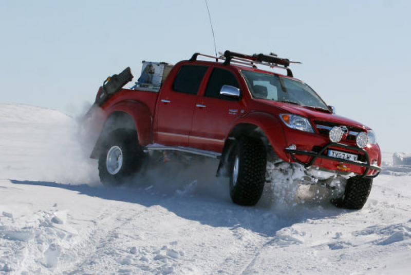 An image of the heavily modified Toyota Hilux used by Top Gear to ...