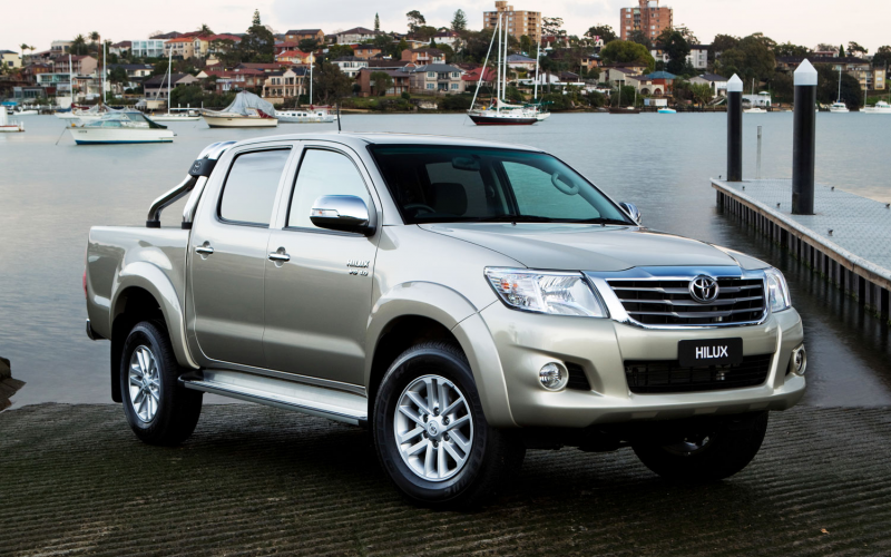 2011 Toyota Hilux Sr5 4X4 Double Cab Front Angle