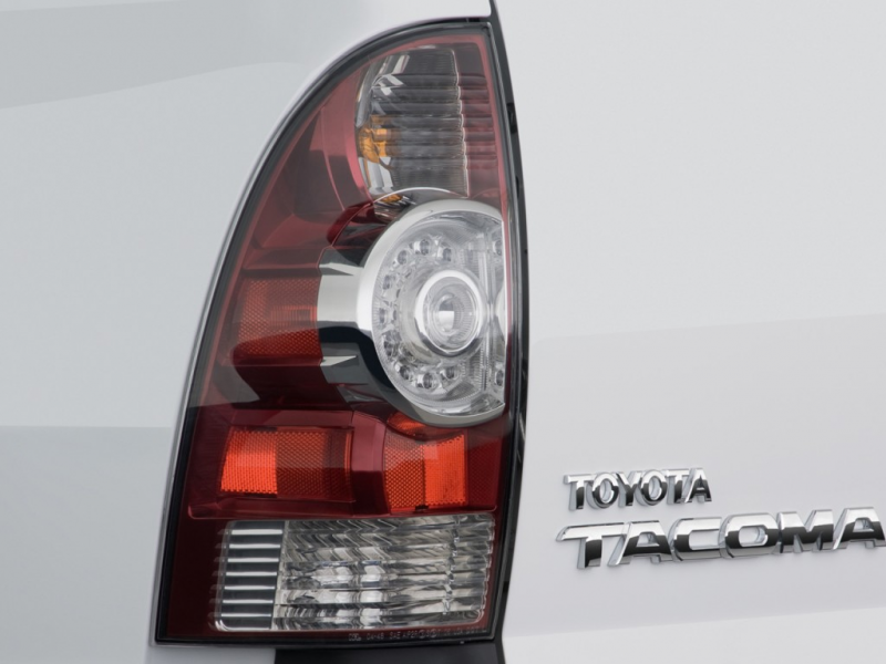 2009 Toyota Tacoma 4WD Reg I4 MT (Natl) Tail Light