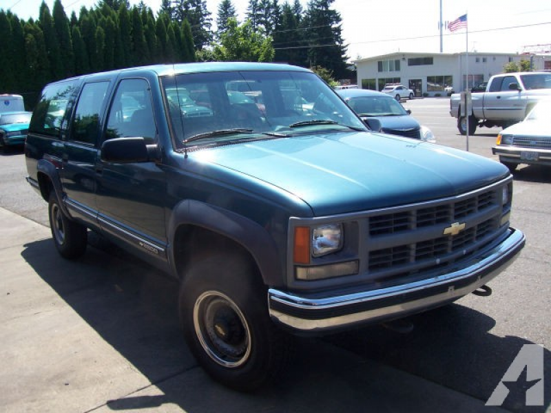 1994 Chevrolet Suburban 2500 for sale in Clackamas, Oregon