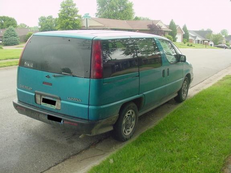 farfromfallen 1995 Chevrolet Lumina APV 8242837
