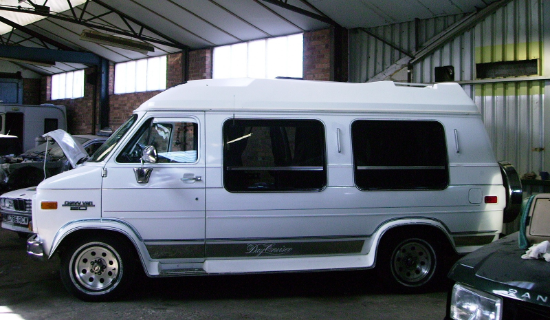 Picture of 1993 Chevrolet Chevy Van 3 Dr G20 Cargo Van, exterior