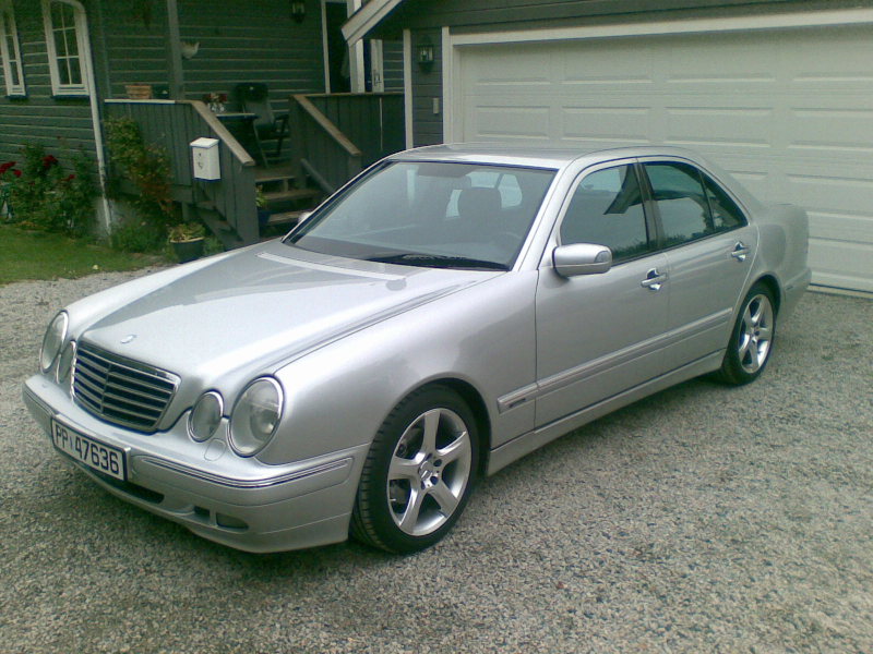 2001 Mercedes-Benz E-Class picture, exterior