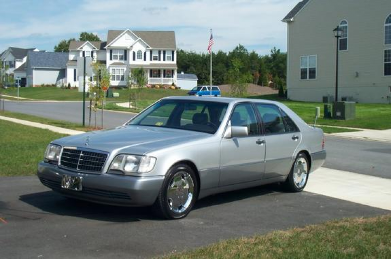 Another hollind 1993 Mercedes-Benz S-Class post...