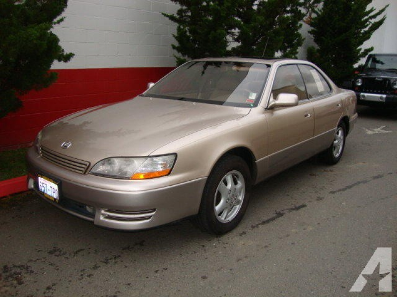 1996 Lexus ES 300 for sale in Kirkland, Washington