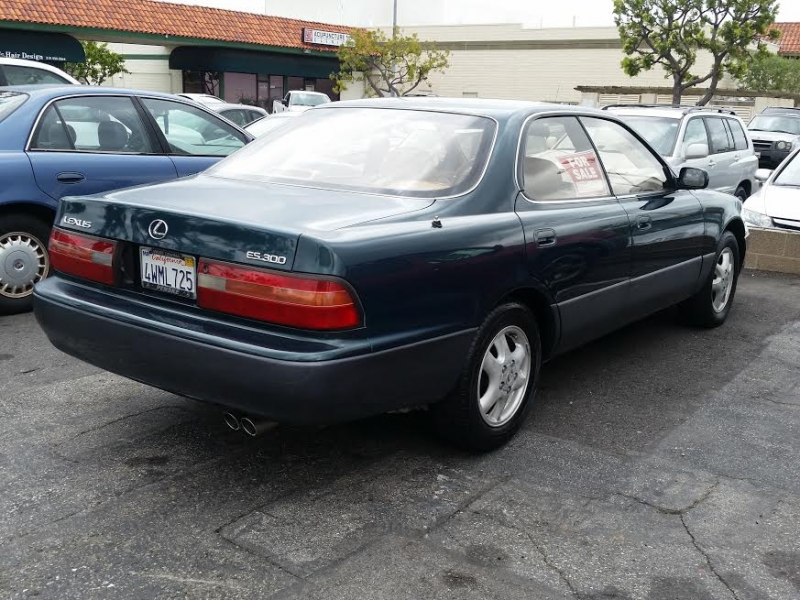 What's your take on the 1996 Lexus ES 300?