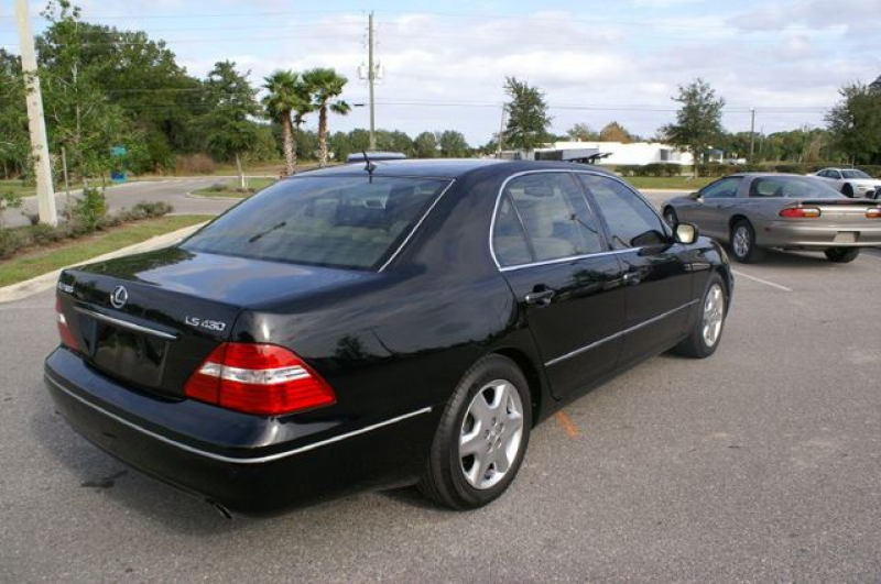 2004 Lexus LS 430 Base Trim - Click to see full-size photo viewer