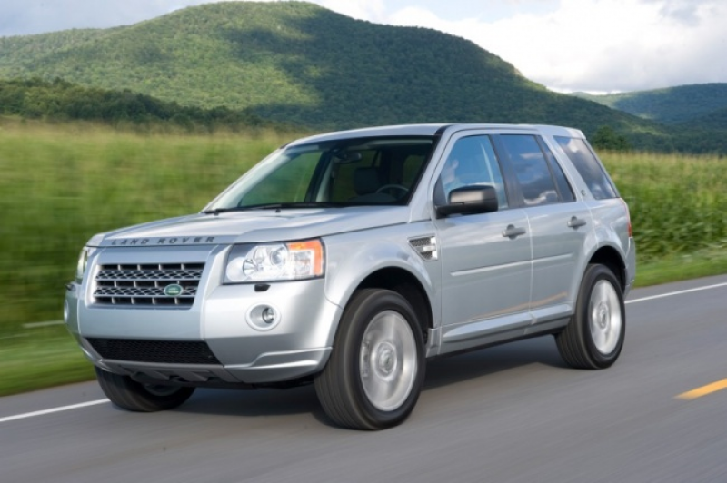 Land Rover Recalls 2010-2011 LR2 on Potential Airbag Fault