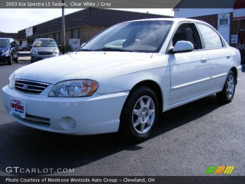 2003 Kia Spectra LS Sedan in Clear White. Click to see large photo.