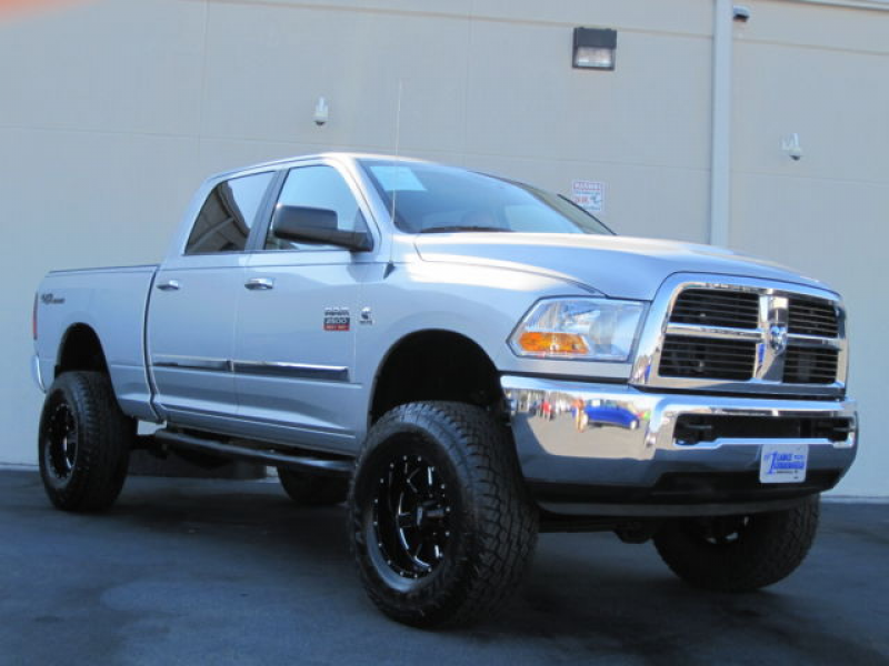 DODGE RAM 2500 2012 6.7 HIGH OUTPUT DIESEL AUTO TRANS 4WD LIFTED SLT ...