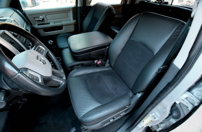 2013 Dodge Ram Interior