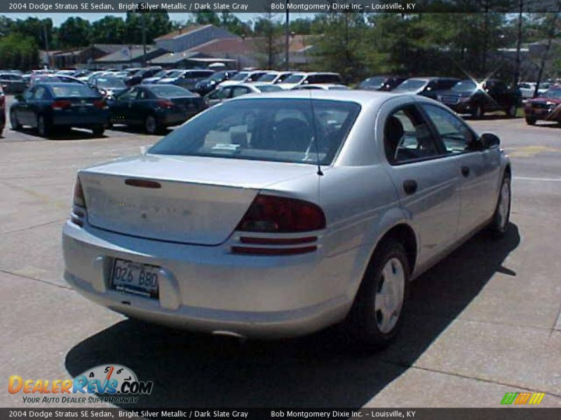 2004 Dodge Stratus SE Sedan Bright Silver Metallic / Dark Slate Gray ...