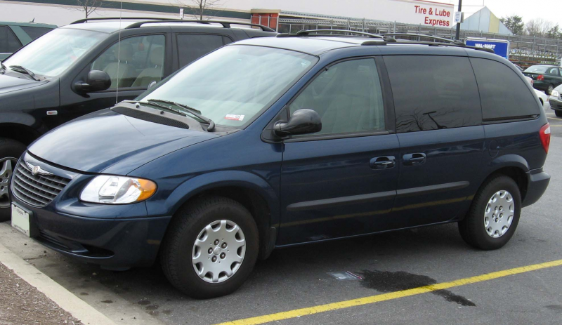 2003 Chrysler Voyager Base