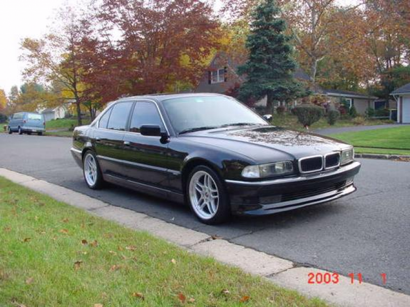 RADSE38’s 1998 BMW 7 Series
