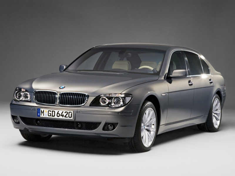 2007 BMW 7-Series Exclusive Edition - Stratus Grey Ecru Front Angle ...