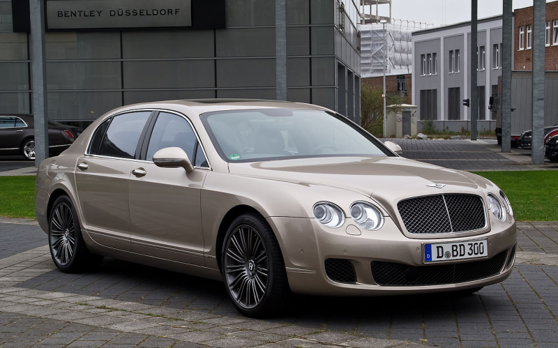 File:Bentley Continental Flying Spur Speed – Frontansicht (2), 5 ...