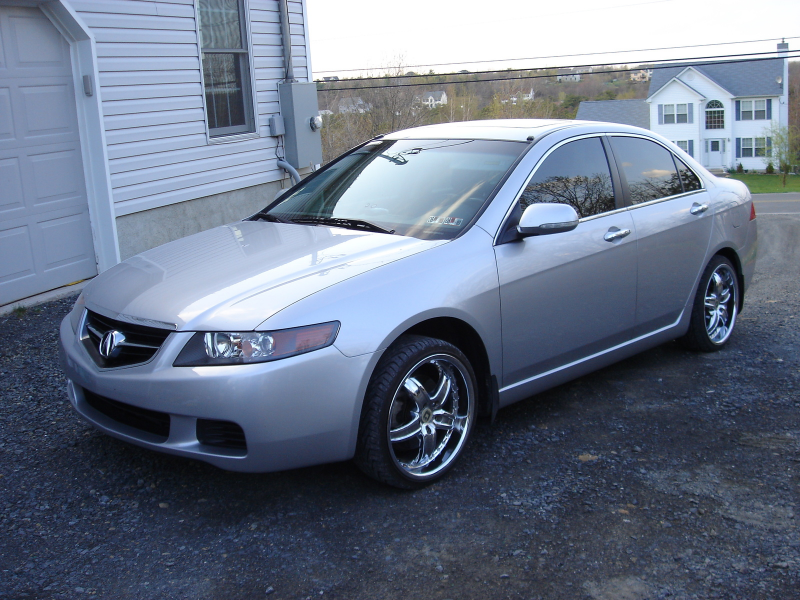 The 2004 TSX is a new model from Acura, set to replace the less ...