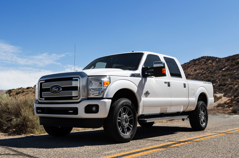 Ford F-350 Lariat Super Duty images 3 from 10