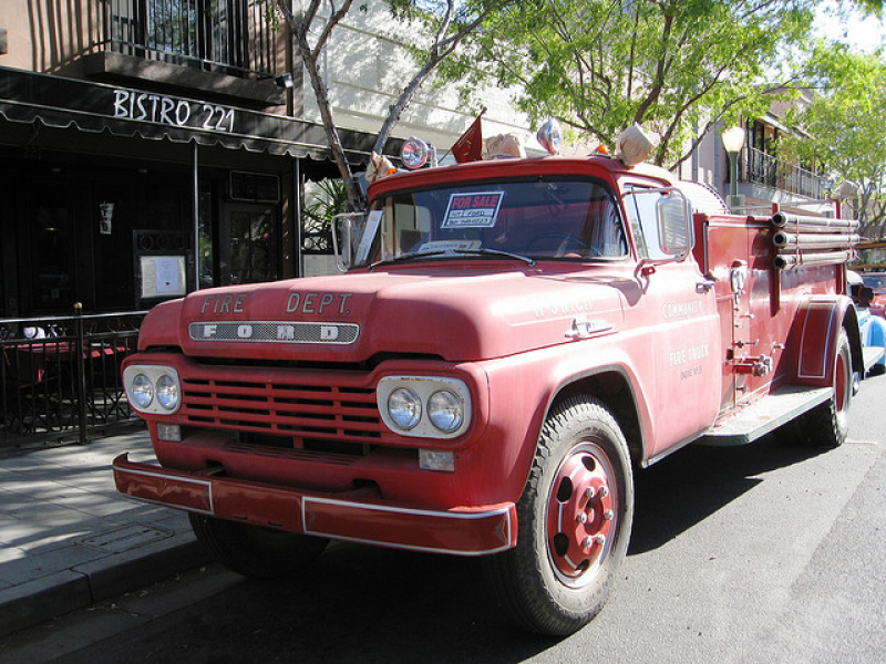 Ford F600 Fire Truck - 1959
