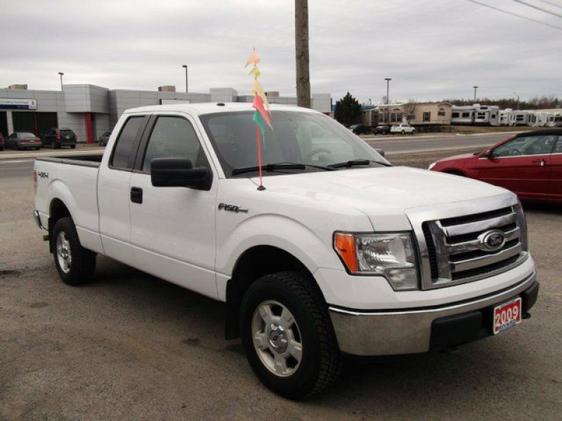 2009 Ford F-150 XLT 4x4 SuperCab 145 in in Sudbury, Ontario image 4
