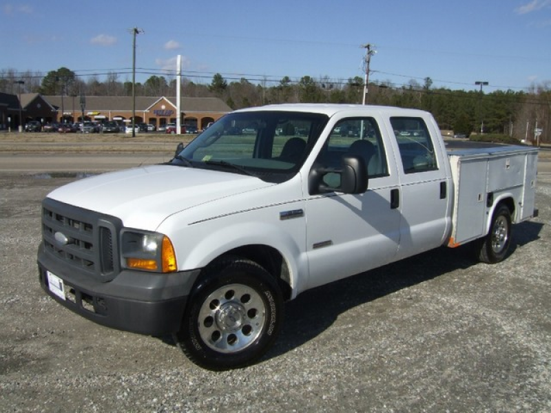 2005 Ford Super Duty F-350 SRW XLT Crew Cab in Providence Forge ...