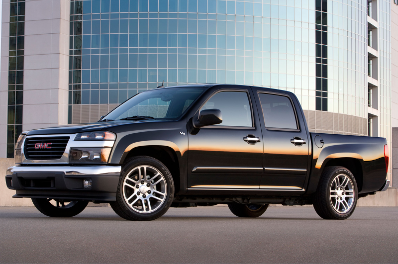 By the Numbers: 2012 vs. 2015 GMC Canyon Photo Gallery