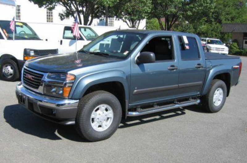 Front Left Blue 2006 GMC Canyon Truck Picture