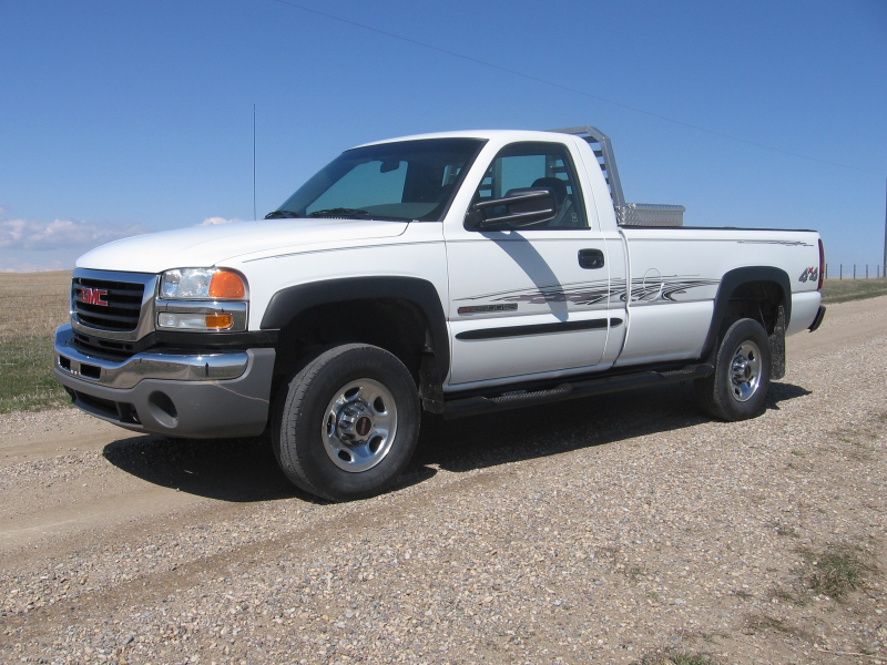 2003 GMC Sierra 2500HD 2 Dr STD 4WD Standard Cab LB HD picture ...