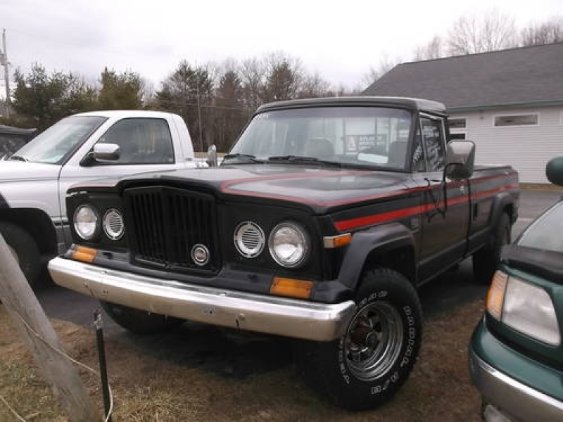 1981 Jeep J10 with 68 J300 gladiator nose western 4X4! in Barrington ...