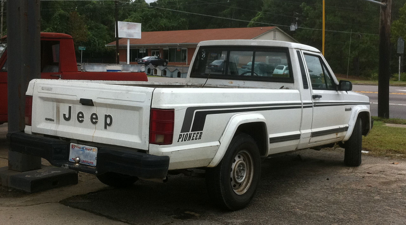 File:Jeep Comanche pickup Pioneer long-wheelbase NC.jpg