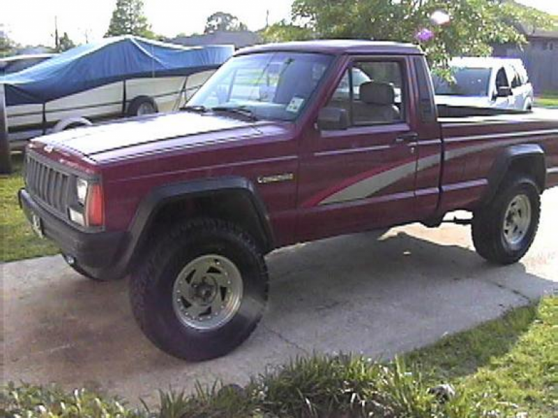 Tossin’s 1992 Jeep Comanche Regular Cab
